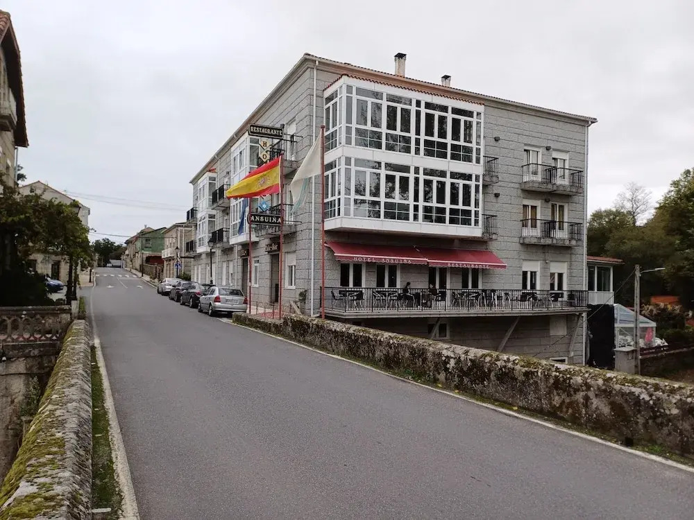Hotel Ansuiña