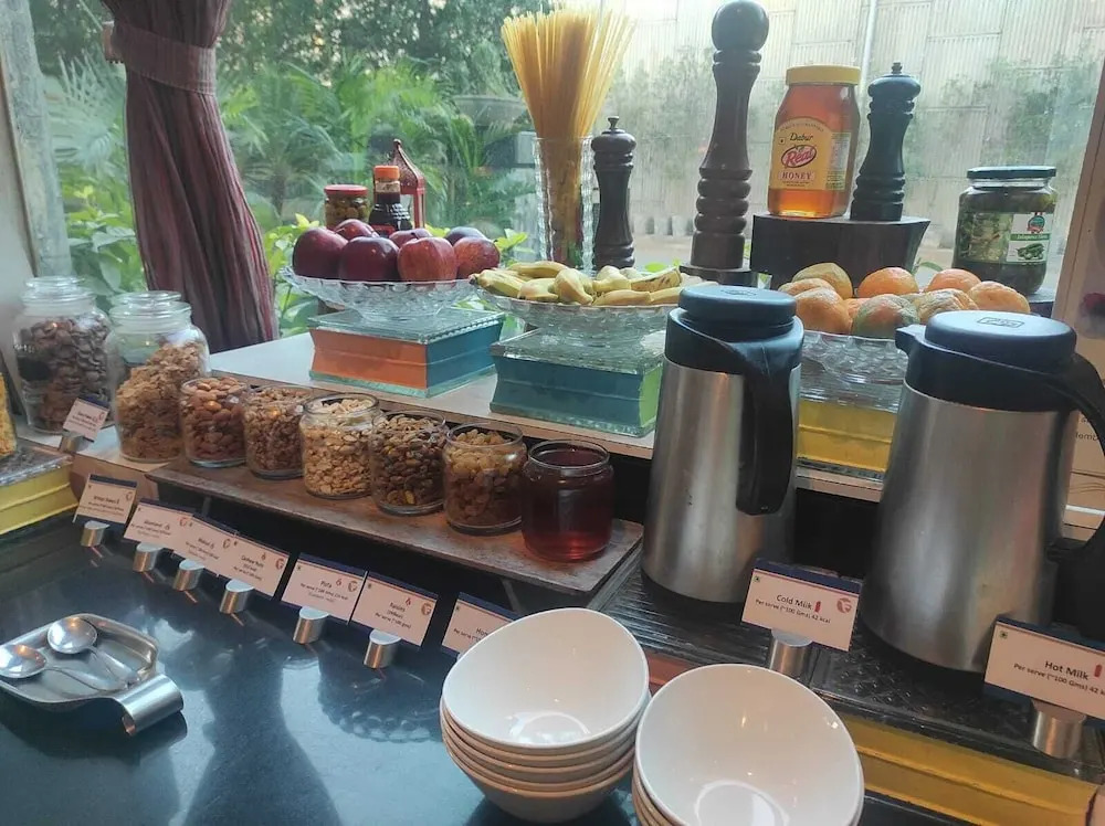 Fortune Select SG Highway, Ahmedabad - Member ITC Hotels Group