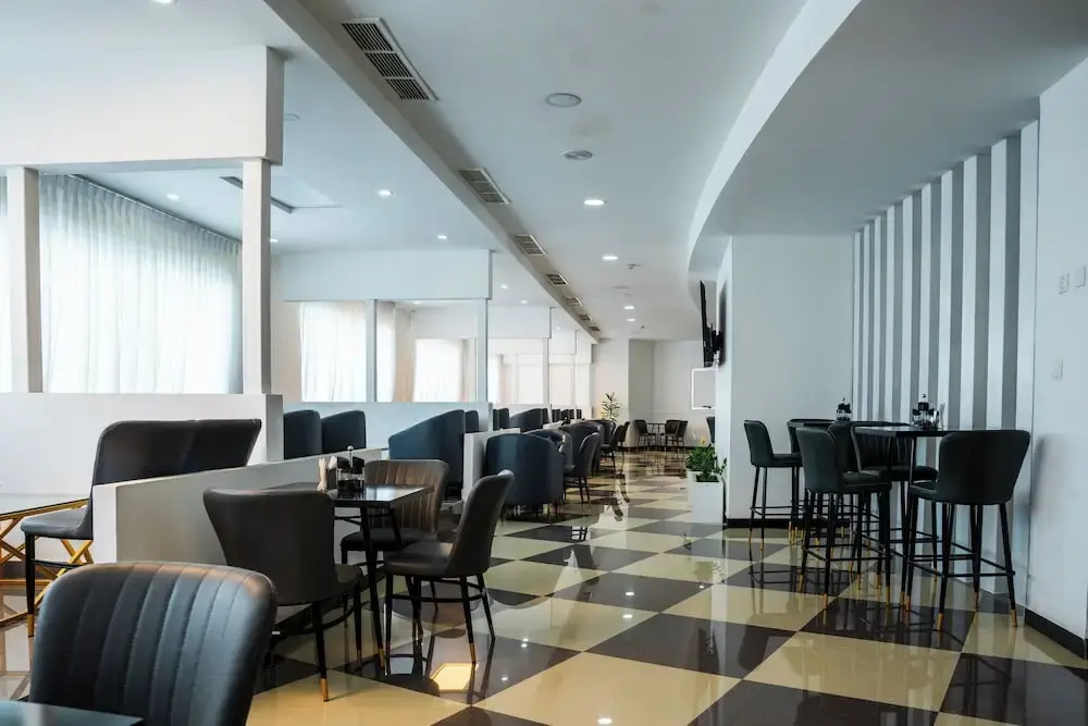 Omedad Hotel