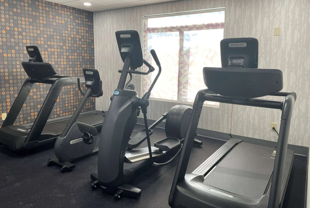 La Quinta Inn & Suites by Wyndham Tulsa Midtown