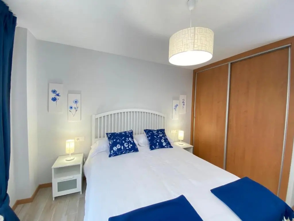 Apartamento nuevo, accesible y con piscina !!!