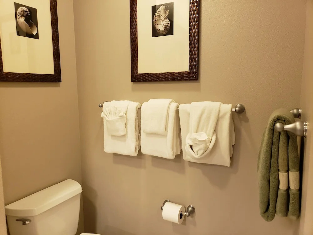 Tahiti Village Resort & Spa
