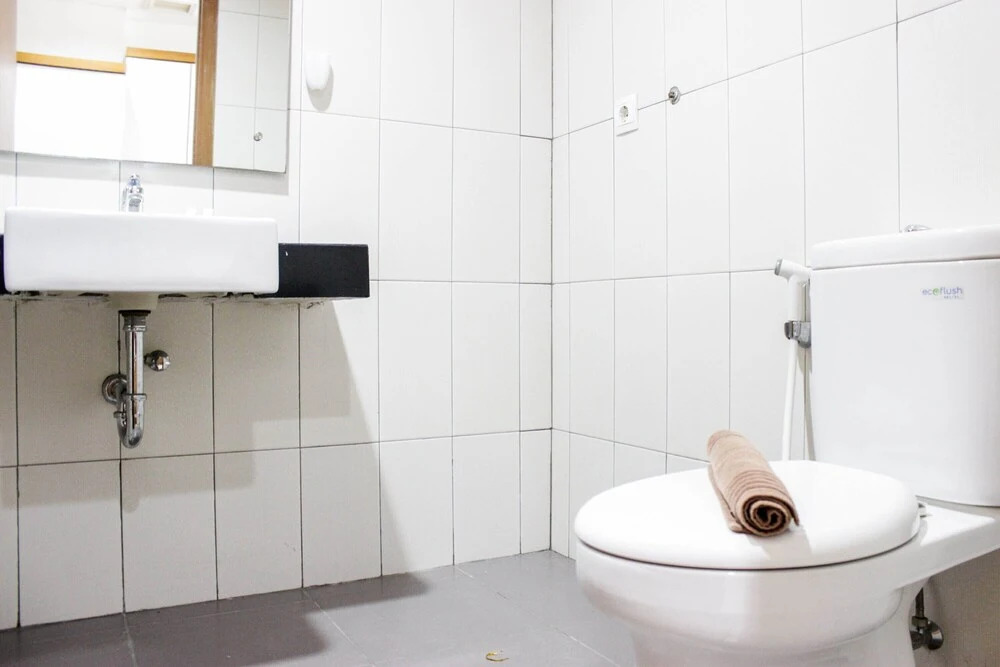 Comfy Studio Dago Suites Apartment with ITB Jogging Track View
