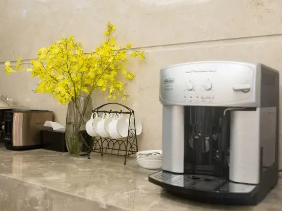 8090 Manju Hotel (Shanghai Guozhan Center Wanda)