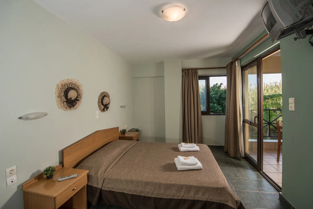 Mirtilos Studios & Apartments