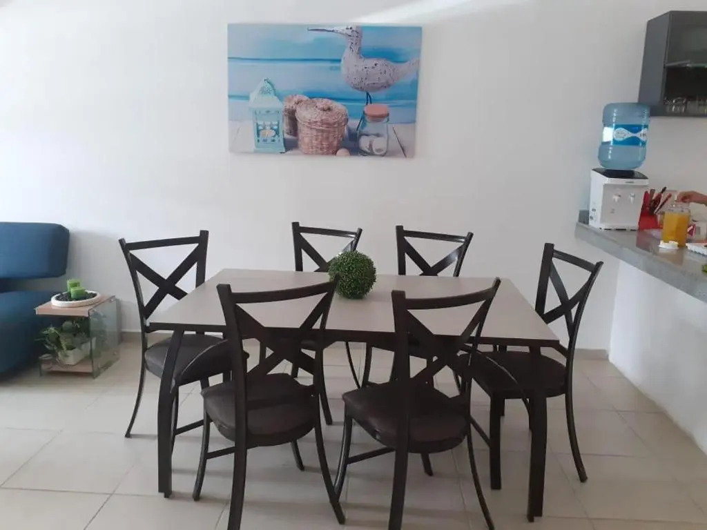 La Casa del Arbol -4bed 3 bath
