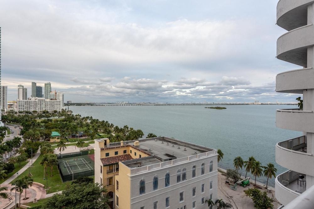 Ocean View with a Balcony