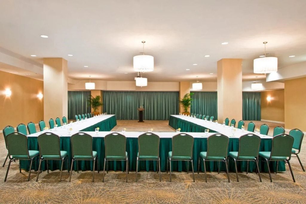 Holiday Inn Miami Beach-Oceanfront by IHG