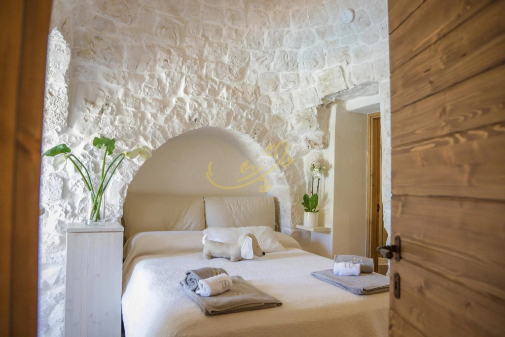 TD Trulli di Carole Renovated Trulli with Pool