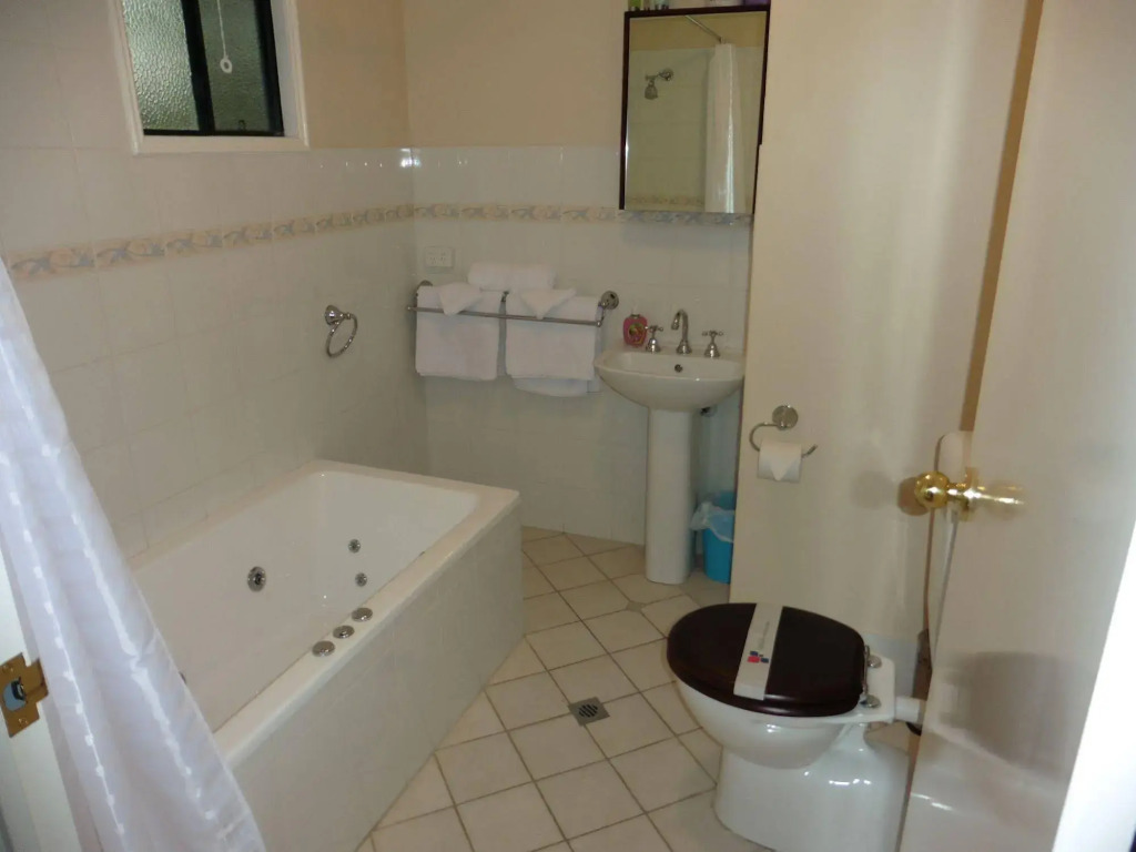Avon Accommodation – York