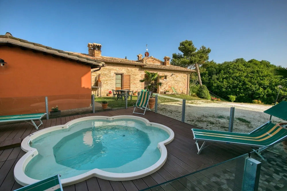 Mansion in Sant'angelo With Valley Views