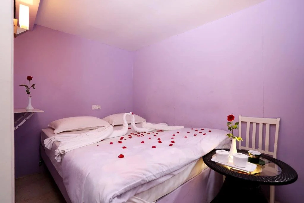 New 1415 China Town Guest House