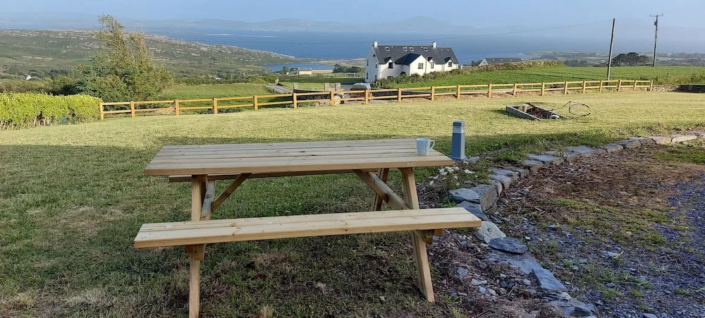 Bantry - House - Sleeps 6 - Sea Views - Parking