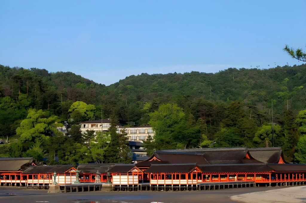 Отель Miyajima Grand Hotel Arimoto