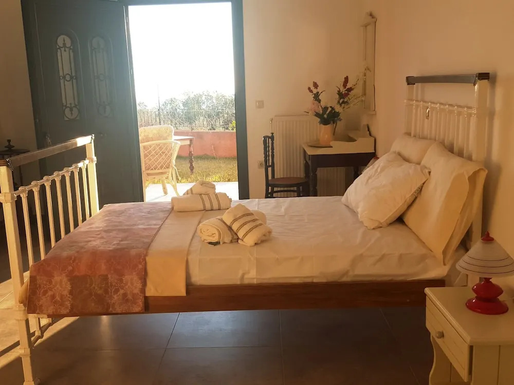 Liogerma Art Deco Villa - 5 min drive to Lassi