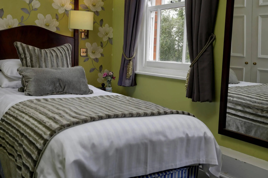 Best Western Vine Hotel