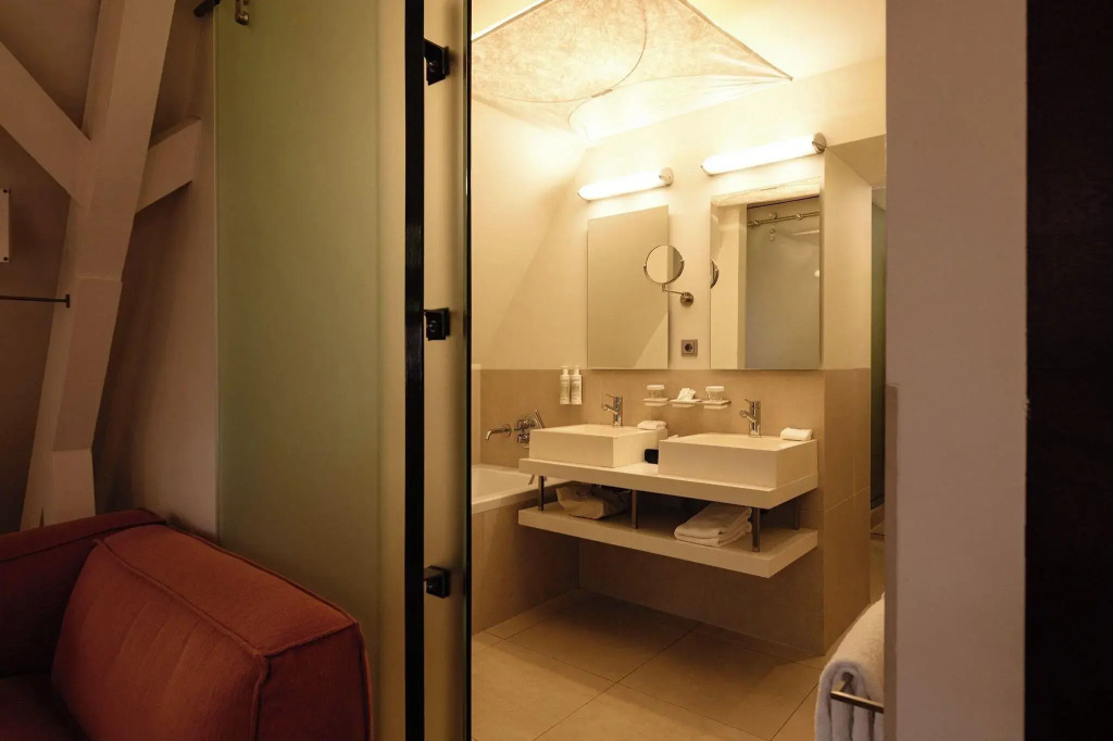 Kruisherenhotel Maastricht - Oostwegel Collection, member of Design Hotels