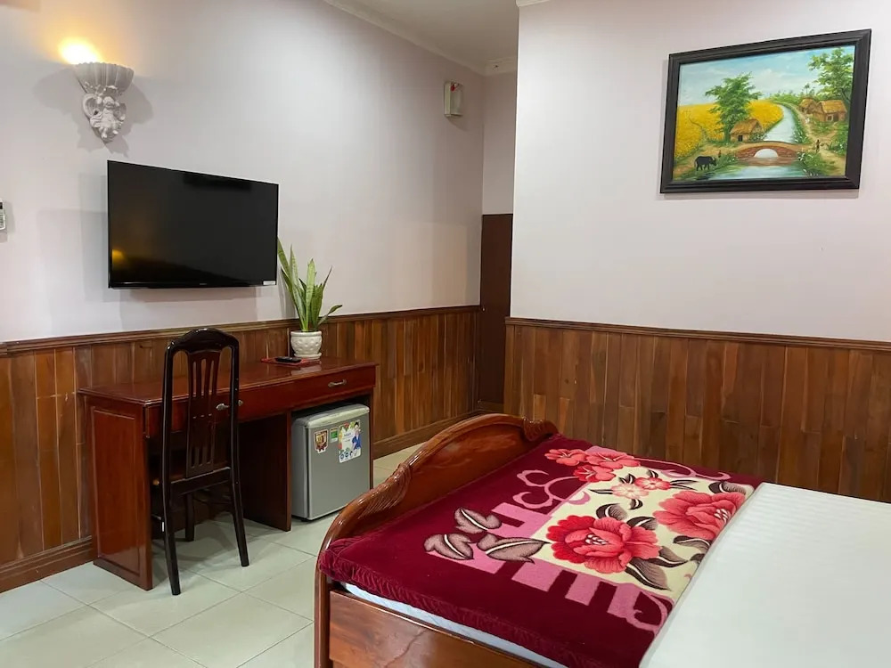 Song Tra Hotel