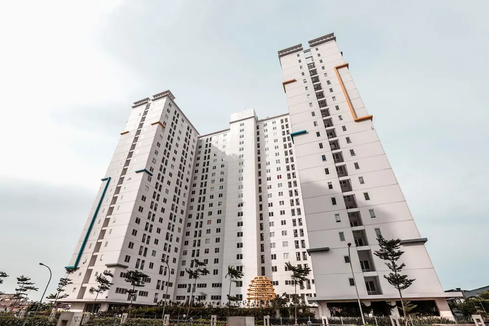 Oyo 129 Bassura City Apartment