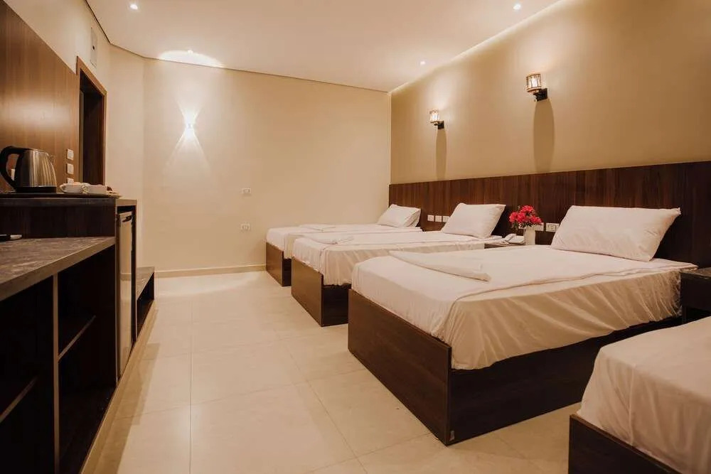 Sama hotel