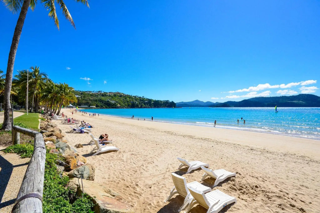 Beachfront Hamilton Island
