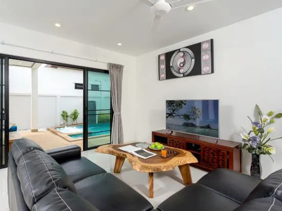 Thai Themed Boutique Villa with Pool Three Bedrooms Villa