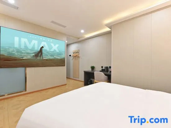TRUE GO Hotel X (Beijing Guomao CBD Gaobeidian Subway Station)