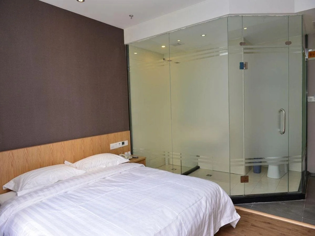 Super 8 Beijing Chaoyang Park Dongfeng South Road Hotel