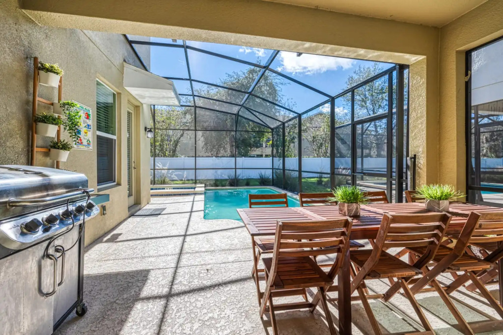 Luxury 5 bedroom House near Disney and Attractions
