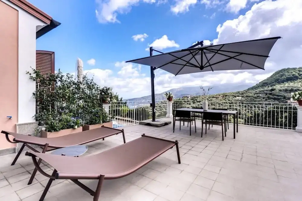 Suite La Panoramica in Sant Agata sui Due Golfi