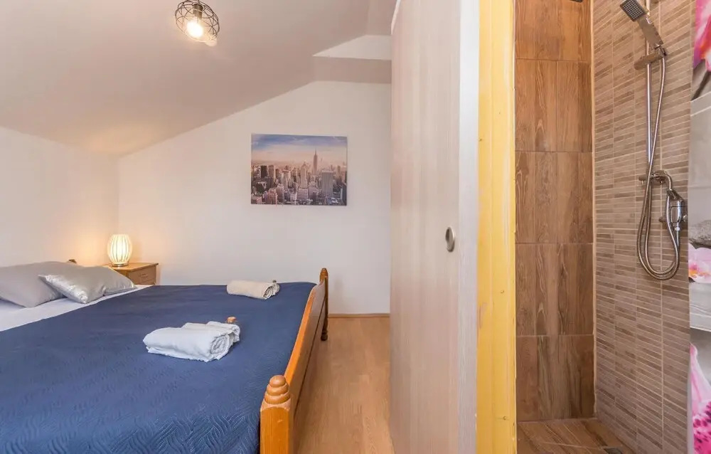Stunning Home in Tinj With 3 Bedrooms, Wifi and Outdoor Swimming Pool
