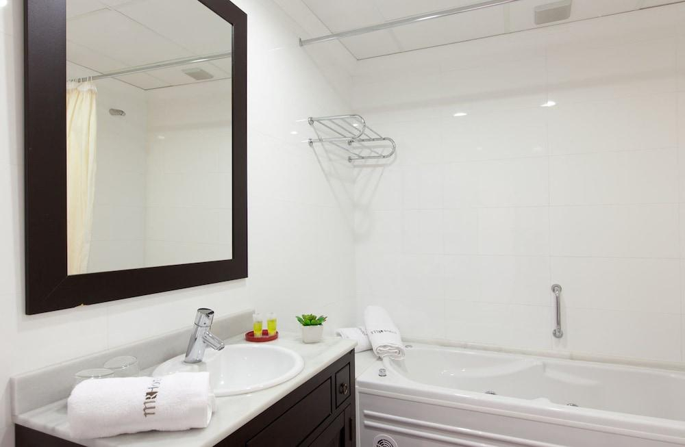 Hotel Con Encanto Palau Verd 3***Sup