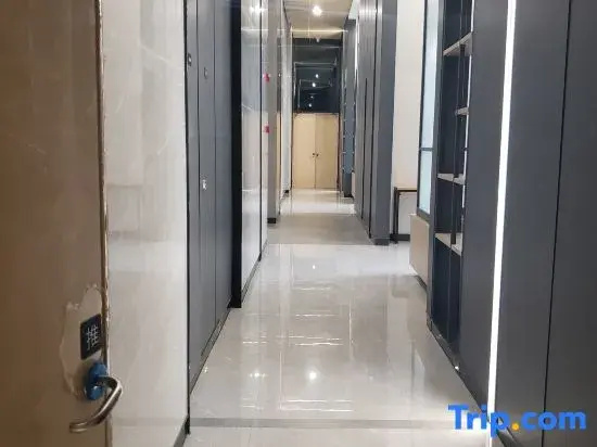 Lushan Boutique Apartment (Lushan Avenue Subway Station)
