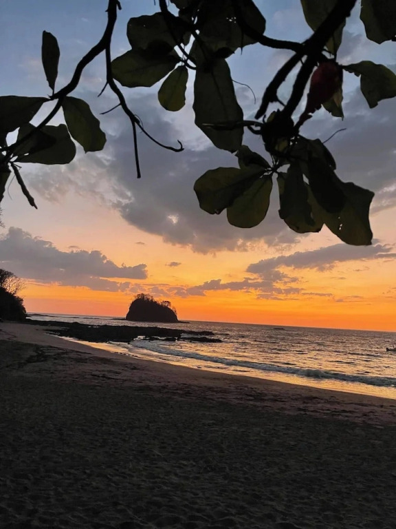 Family Jungle Stay, Minutes to Playa Conchal