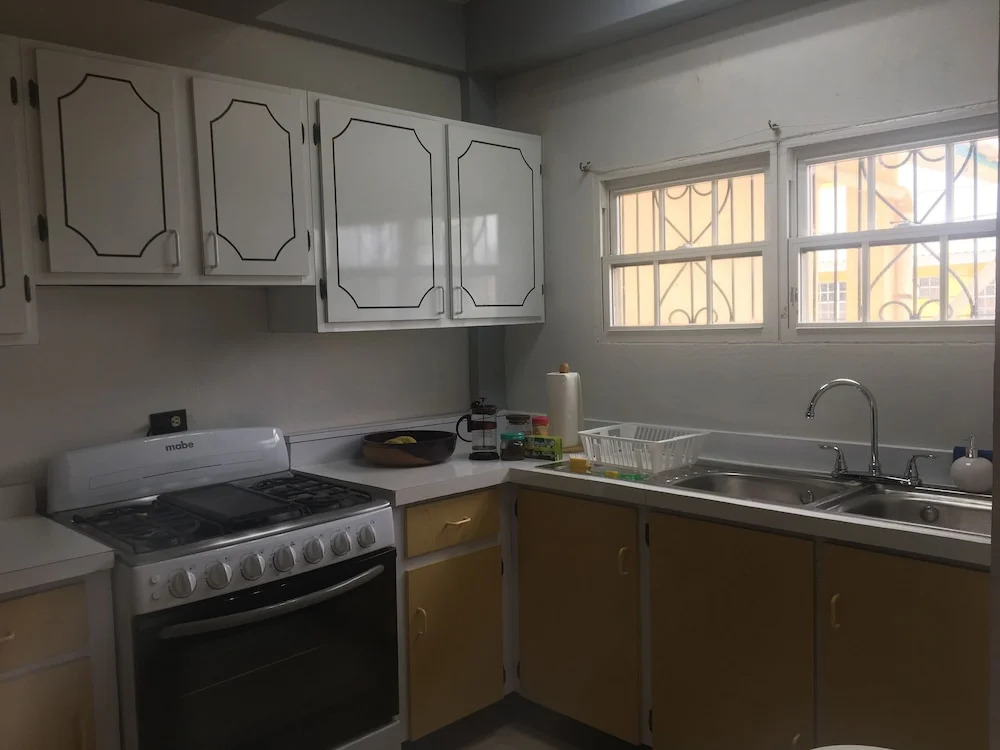 Ladyville 2Bed 2Bath