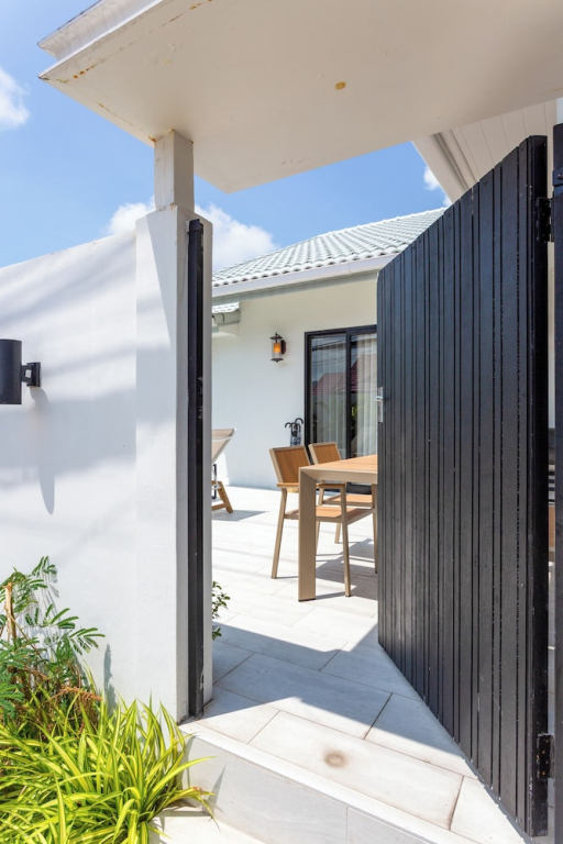 Newly Renovated Pool Villa with BBQ V296