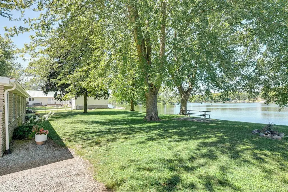 Riverfront Dixon, Illinois, Vacation Rental