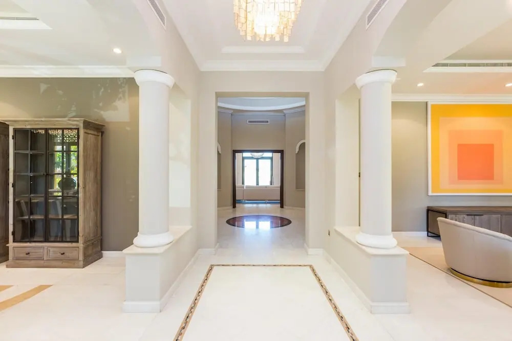 Prvt Pool Beach in Luxury Palm Jumeirah Villa