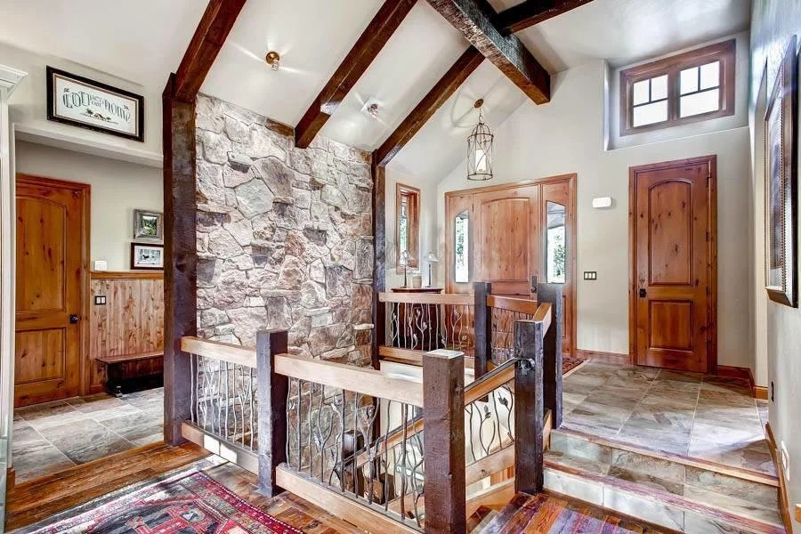 Moose Lodge Highlands Area by Pinnacle Lodging