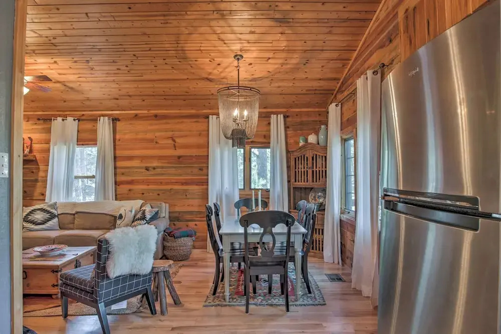 Ruidoso Log Cabin Retreat - Peaceful & Convenient