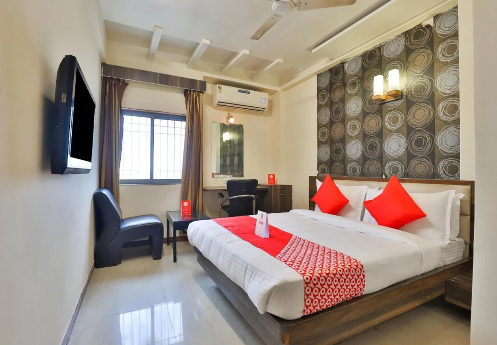 Hotel Arya Corporate by OYO Rooms