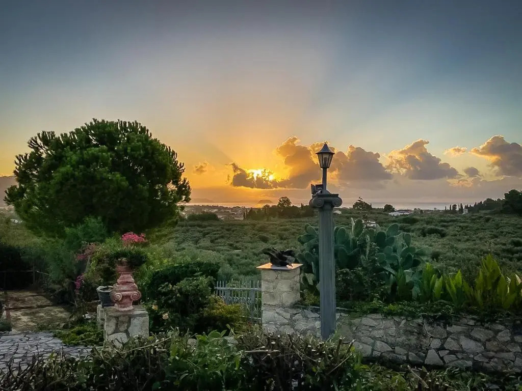 Guarda L'orizzonte