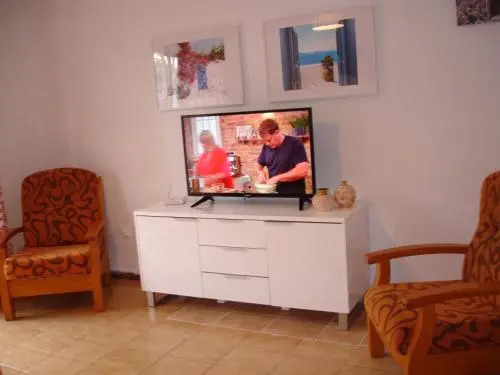 Apartment 60