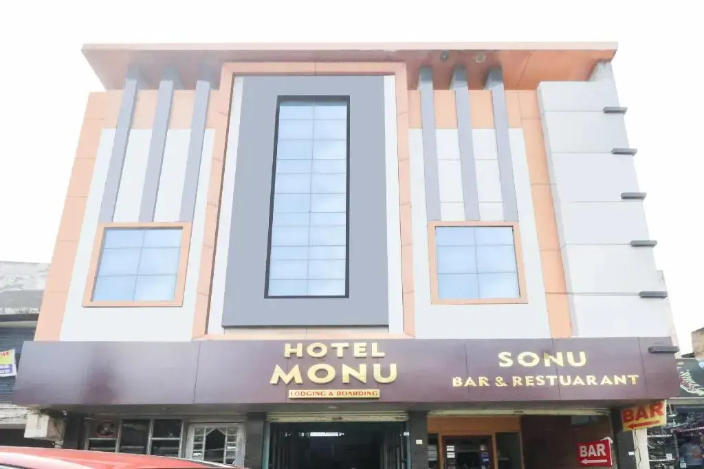 Hotel Monu by OYO Rooms