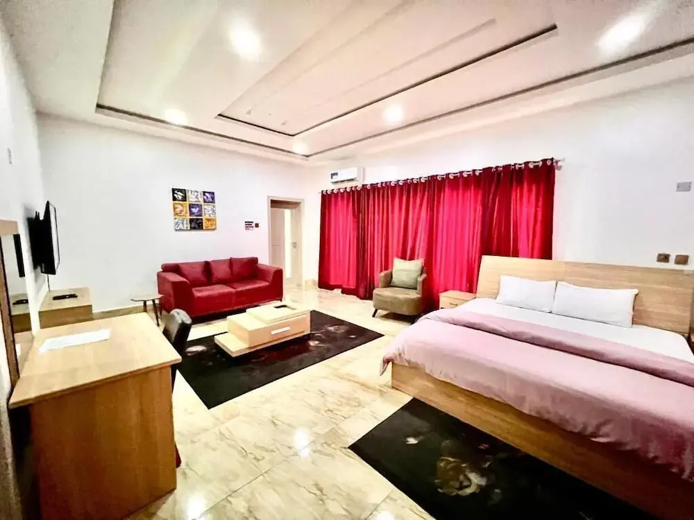 Palms Regalia Luxury Apartment