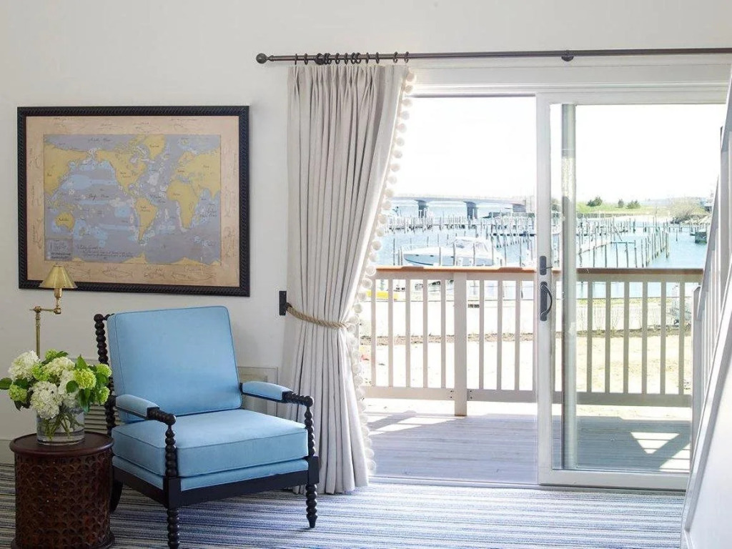 Faraway Sag Harbor
