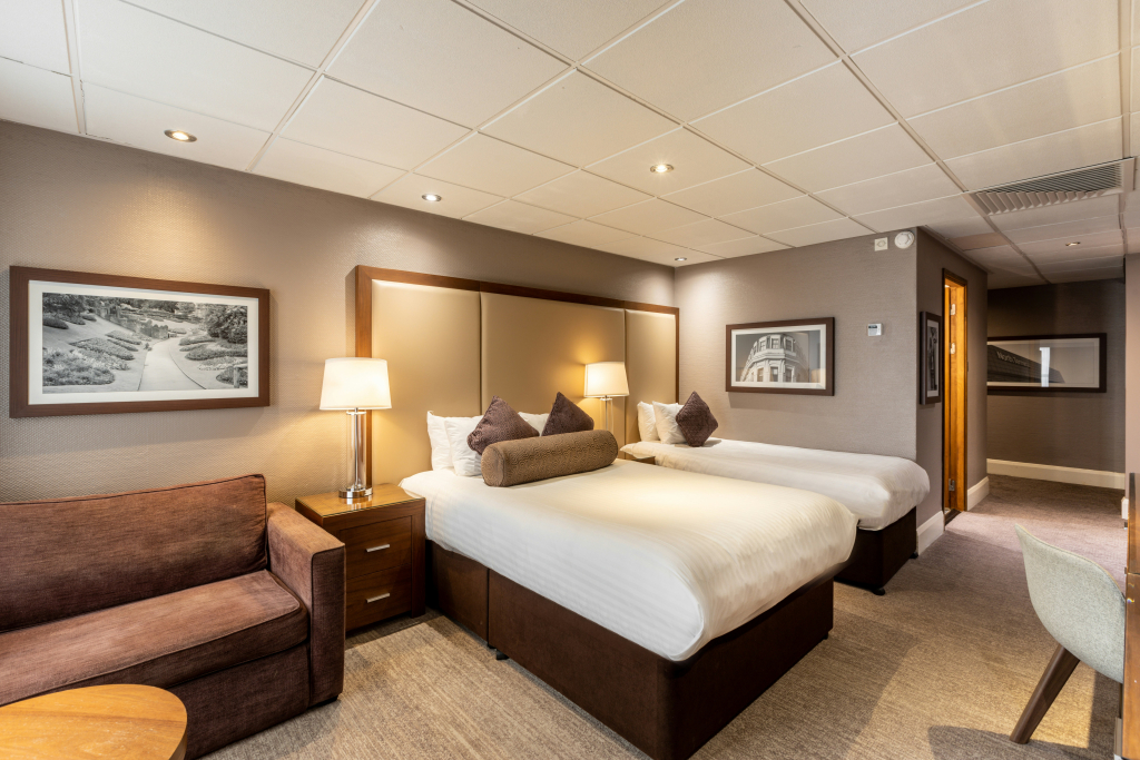 Sandman Signature London Gatwick Hotel
