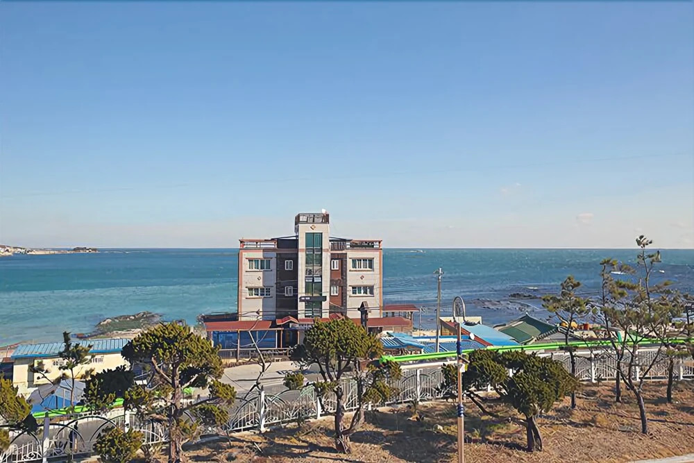 Pohang Guryongpo Ara Pension