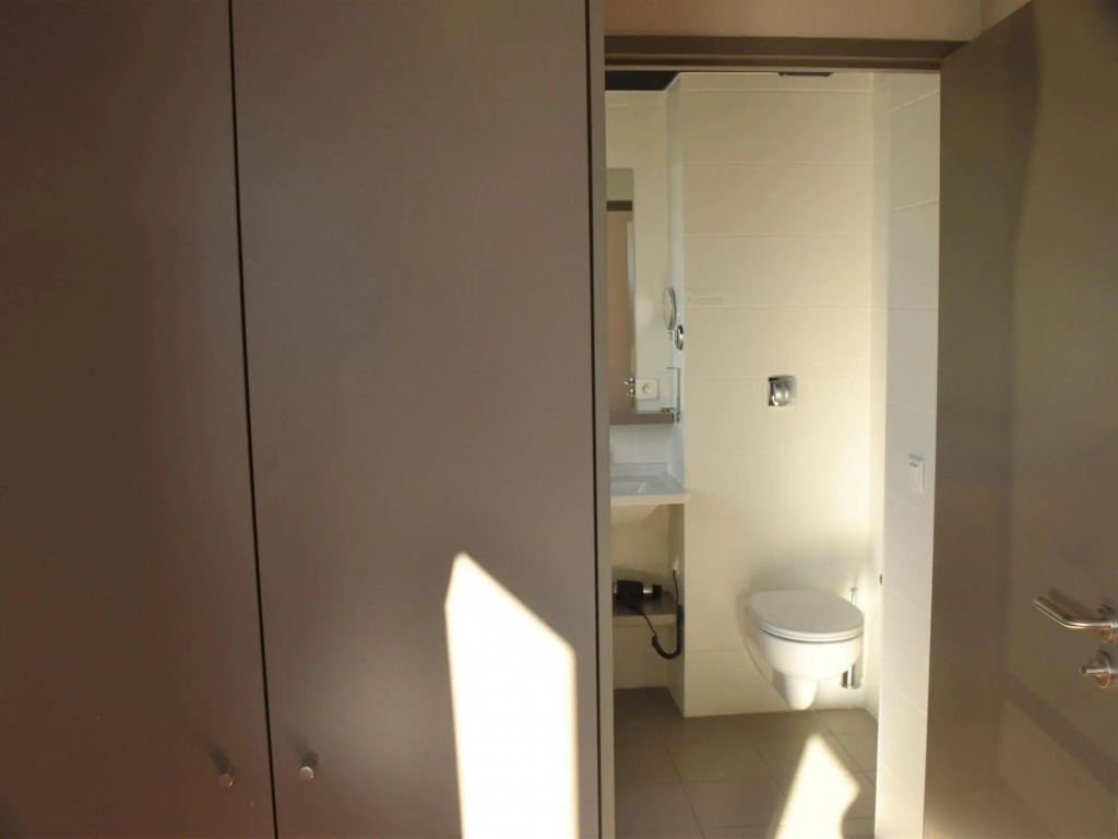 Res. Lyon Dock Ouest, Lyon, Studio for 2 Pers