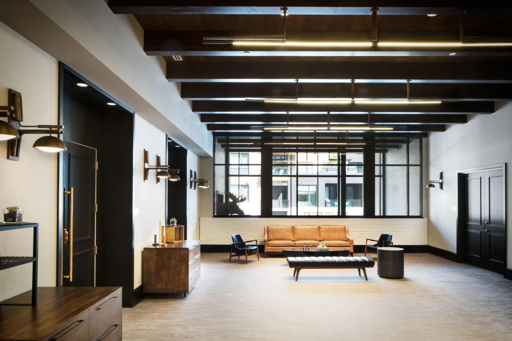 Halcyon, a hotel in Cherry Creek, Denver